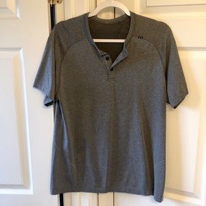 Lululemon short sleeve metal Henley tee